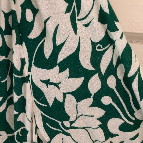 Free People Rebecca Ruffle Dress Tunic XS White Green Floral Boho Spring Easter - Picture 3 of 4